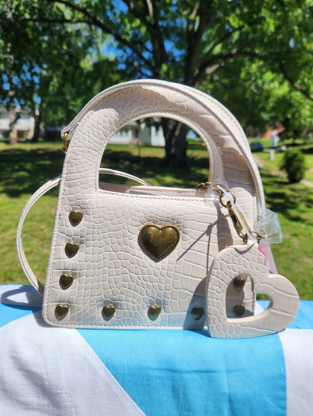 Betsey Johnson Croc Embossed Top-Handle Bag Crossbody w/Heart Charm 🎉Host Pick